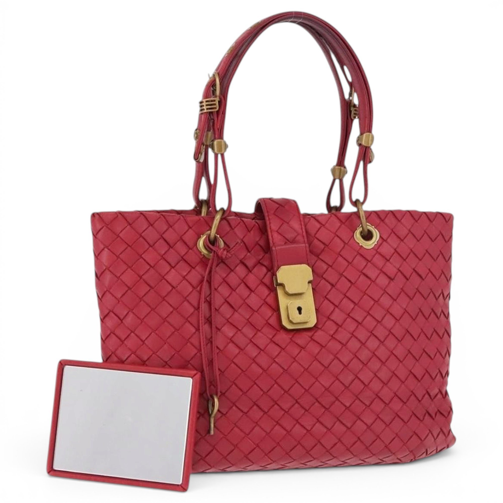 Veneta leather handbag