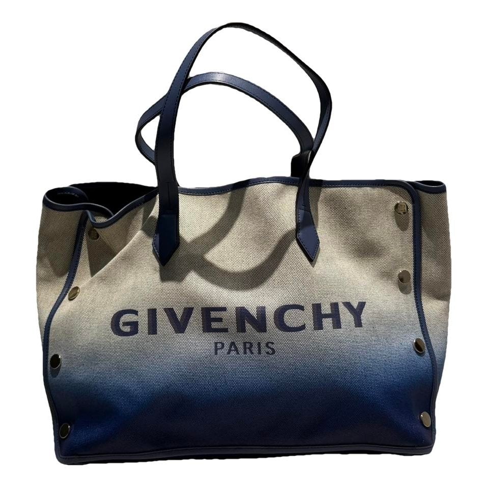 Leather tote