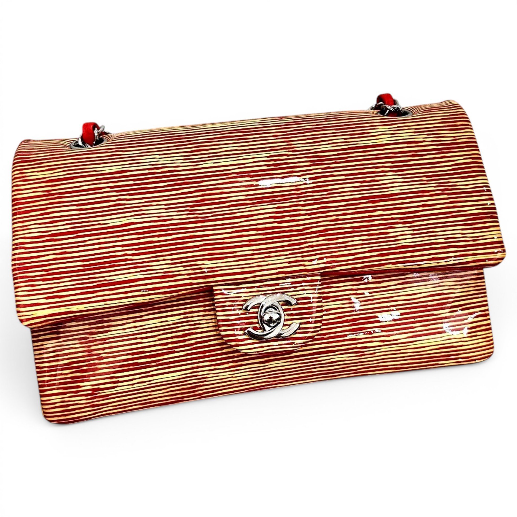 Timeless/Classique patent leather crossbody bag