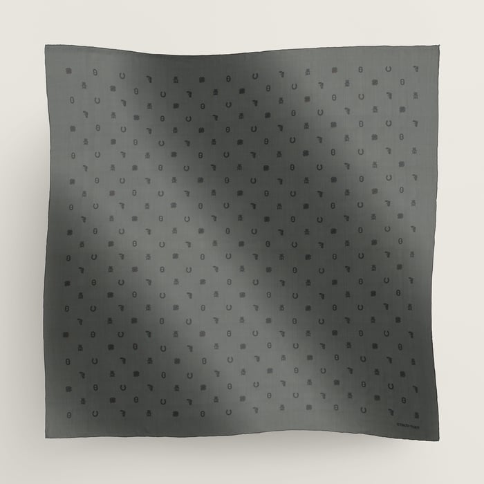 Noir Multicharms Scarf 100