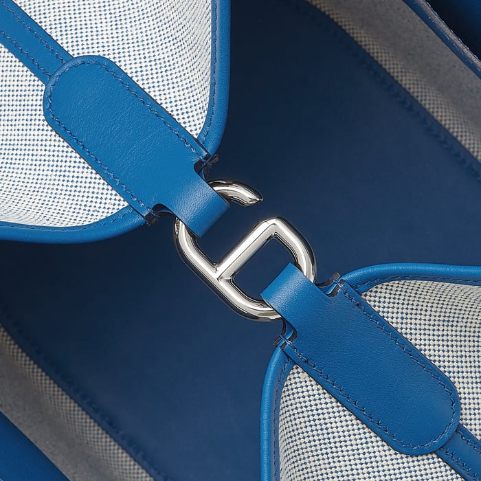 Hermès In-the-loop 23 Bag