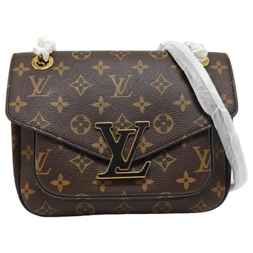 Passy leather crossbody bag