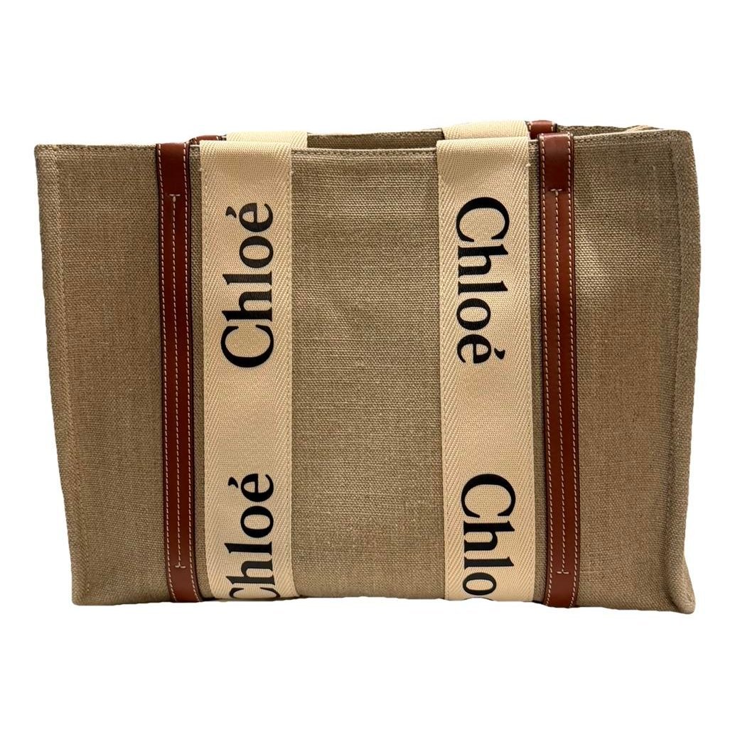 Woody tote