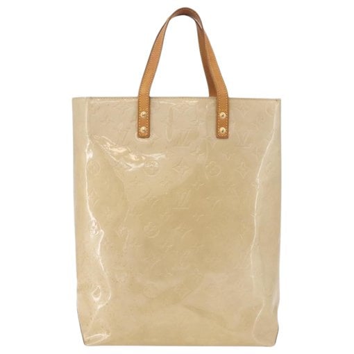 Louis Vuitton Reade patent leather handbag