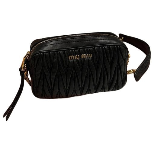 Matelassé leather handbag