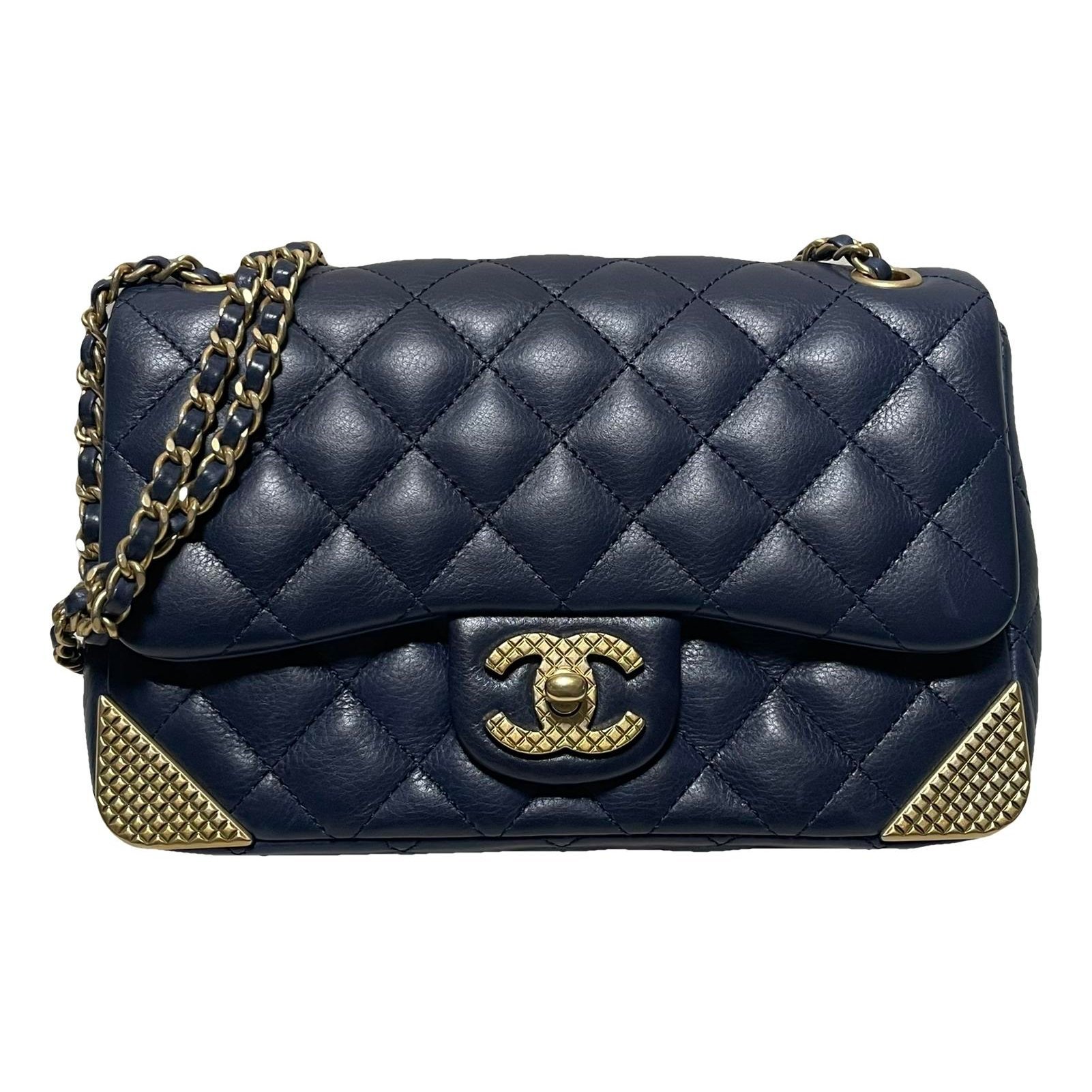 Timeless/Classique leather crossbody bag