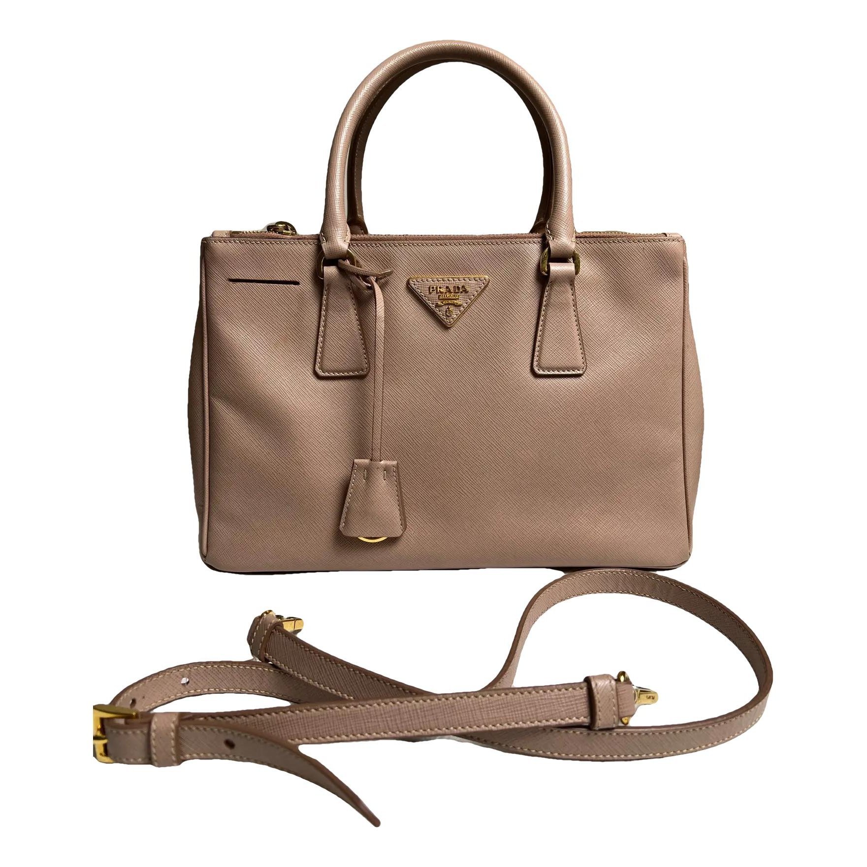 Galleria leather crossbody bag