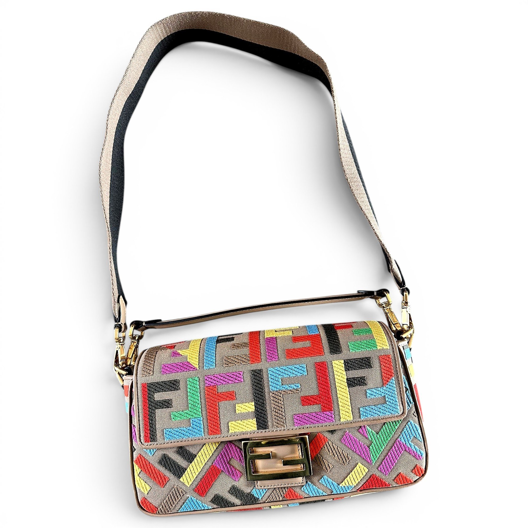 Baguette cloth handbag