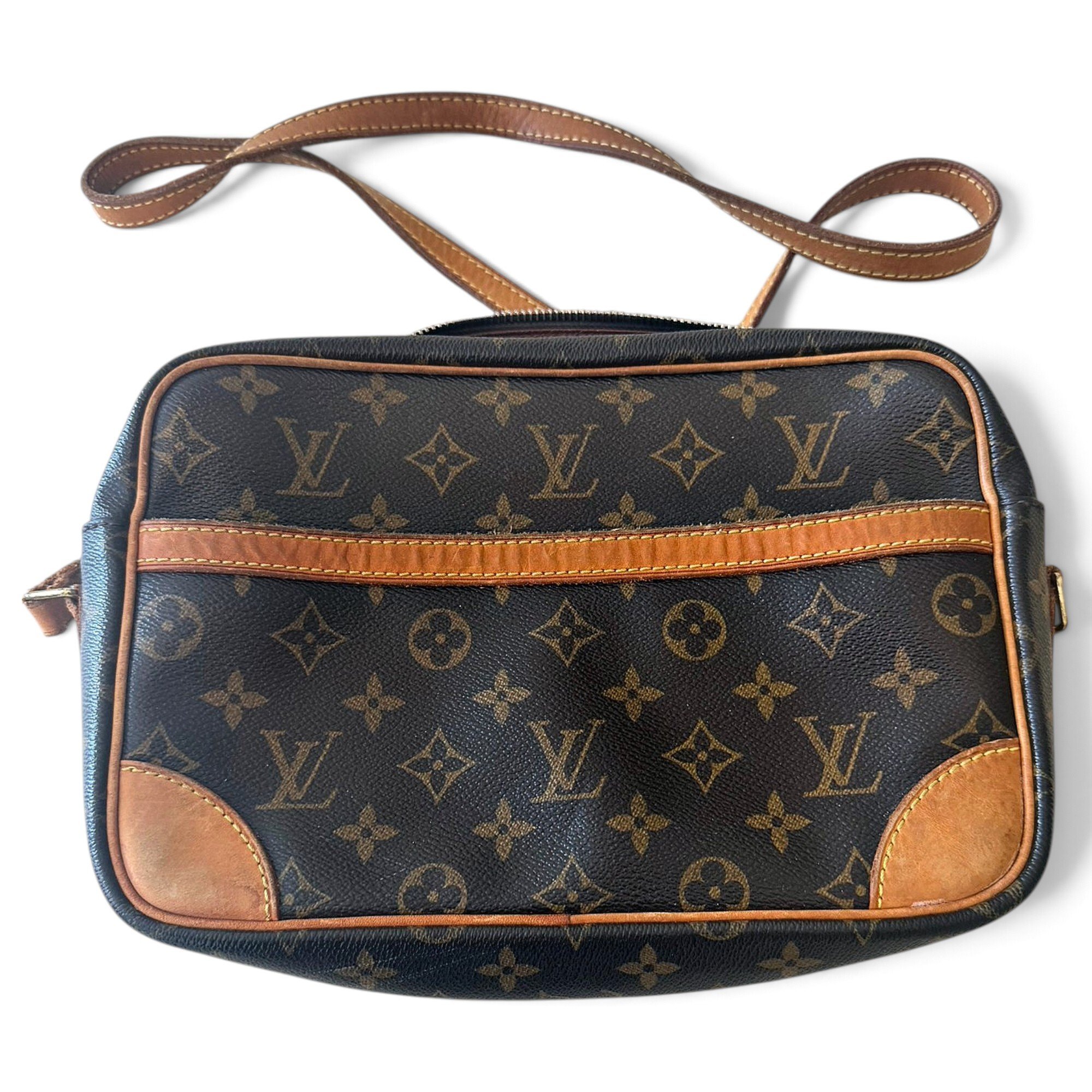 Louis Vuitton Mylockme leather handbag