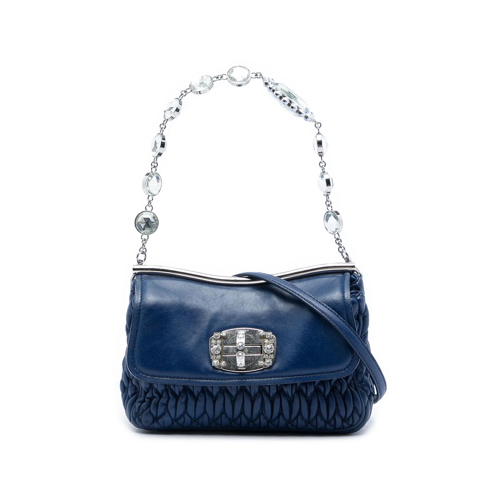 Matelassé leather handbag
