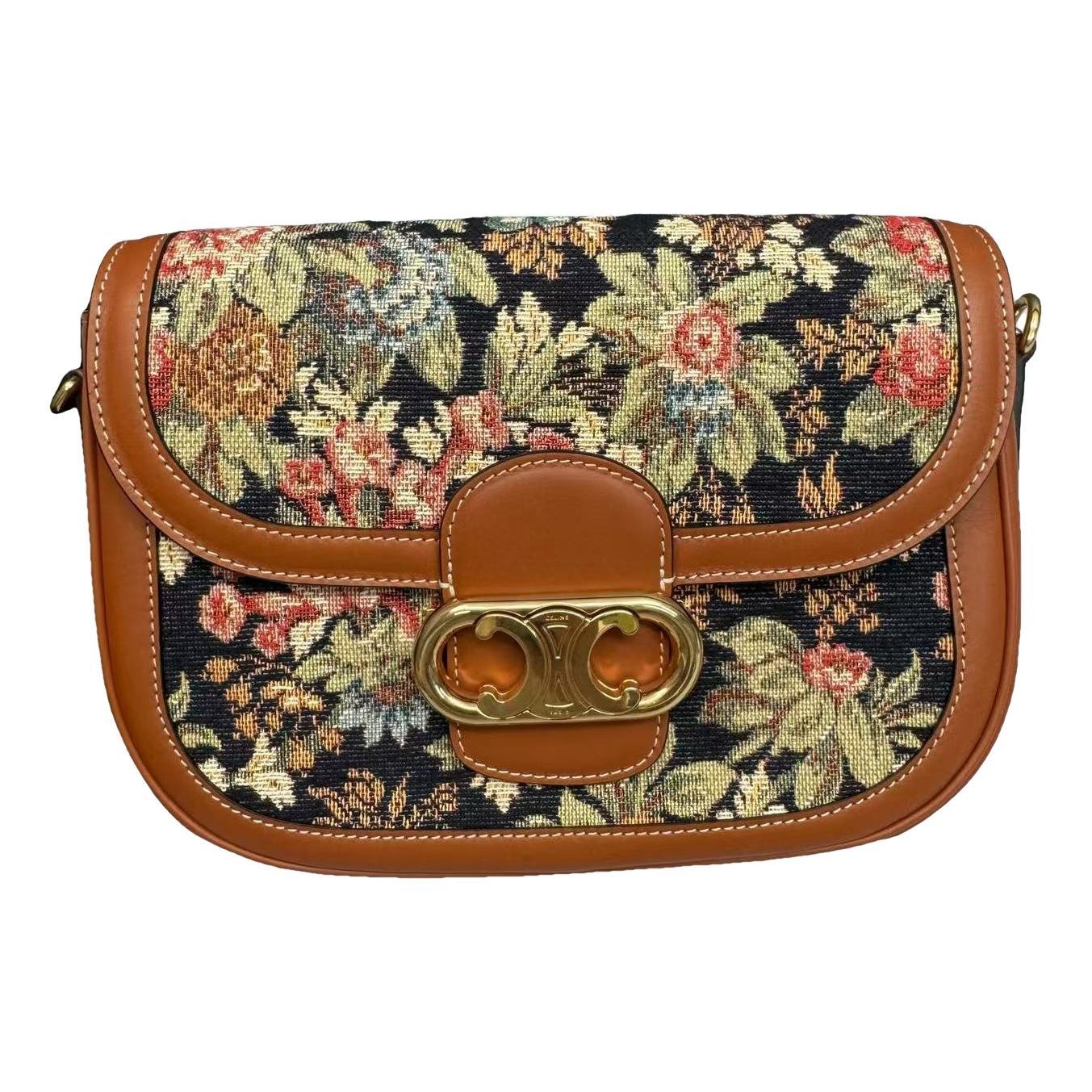 Triomphe Maillon Chain leather crossbody bag