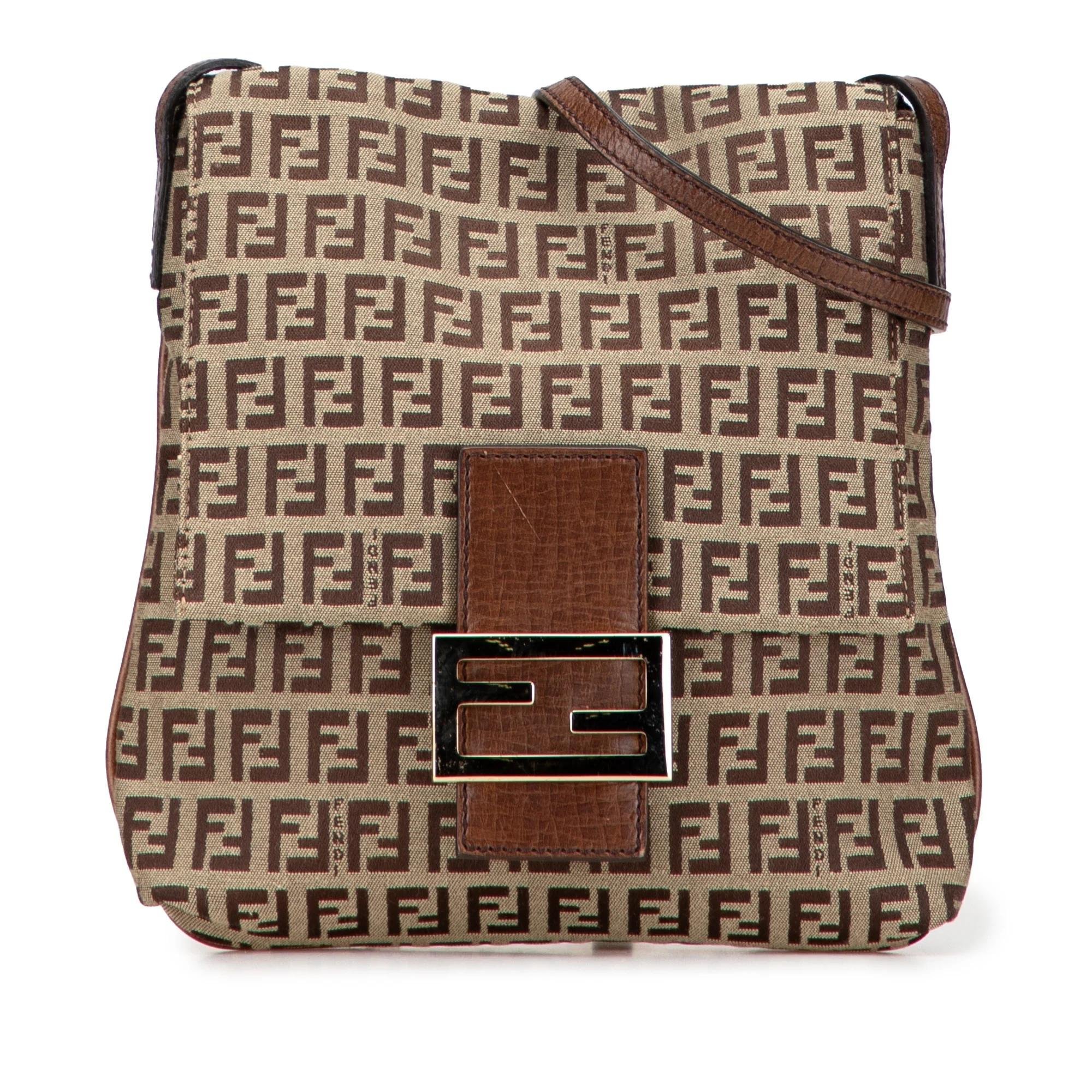Pocket leather crossbody bag