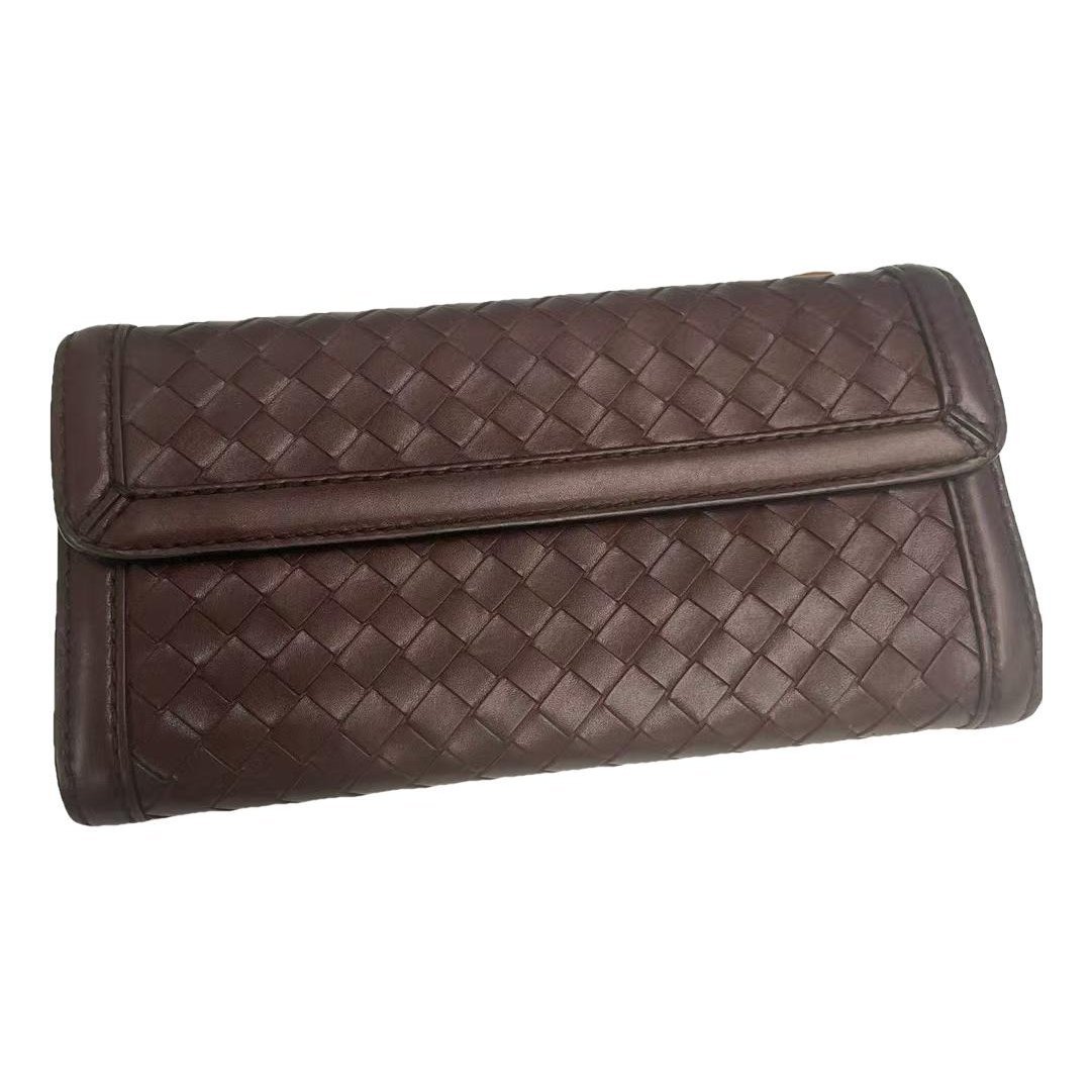 Leather clutch bag
