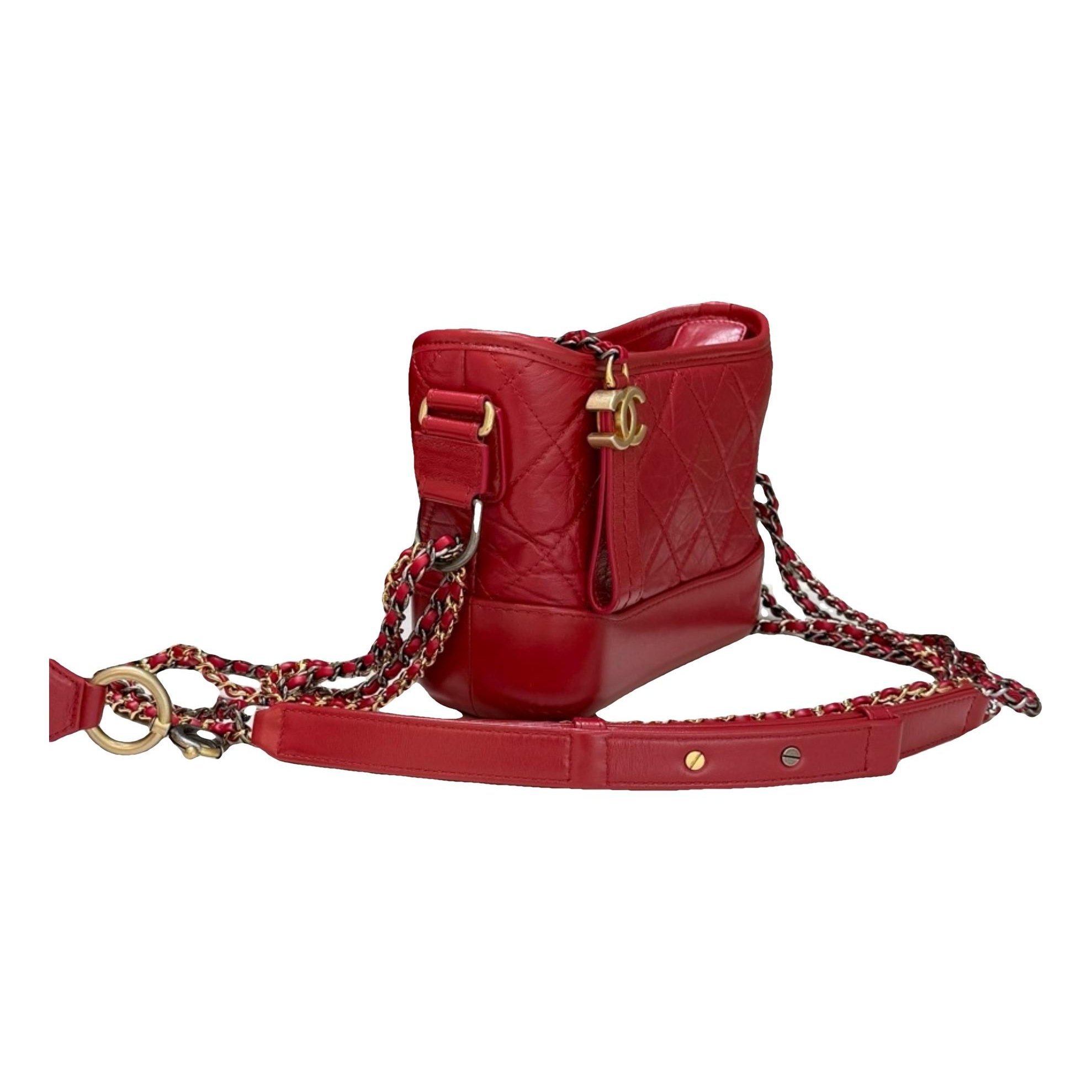 Wallet On Chain Gabrielle leather crossbody bag