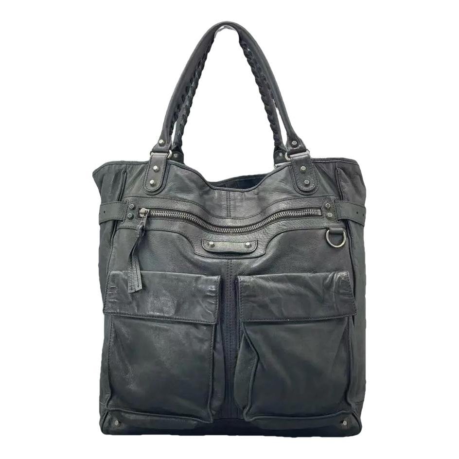 Leather handbag