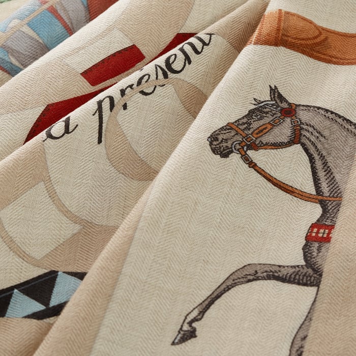 Eperon d'Or Et Tenues De Jour Shawl 140