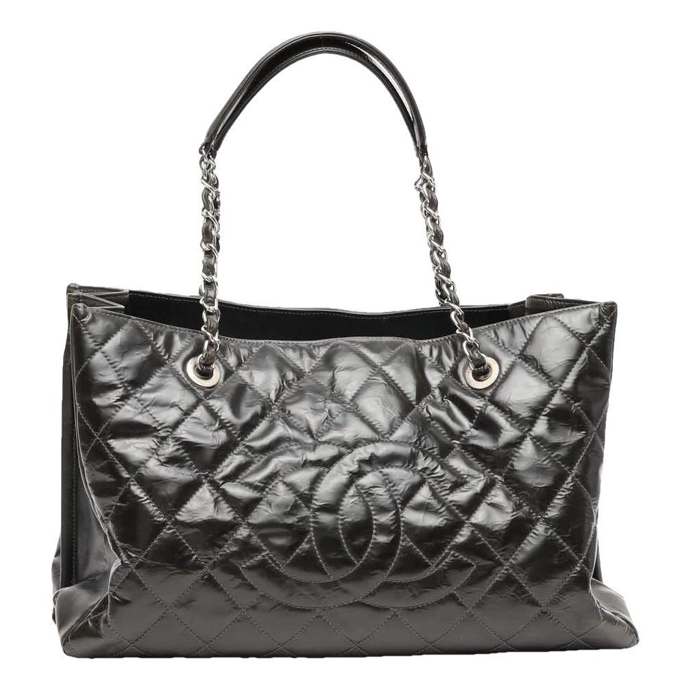 Trendy CC patent leather tote
