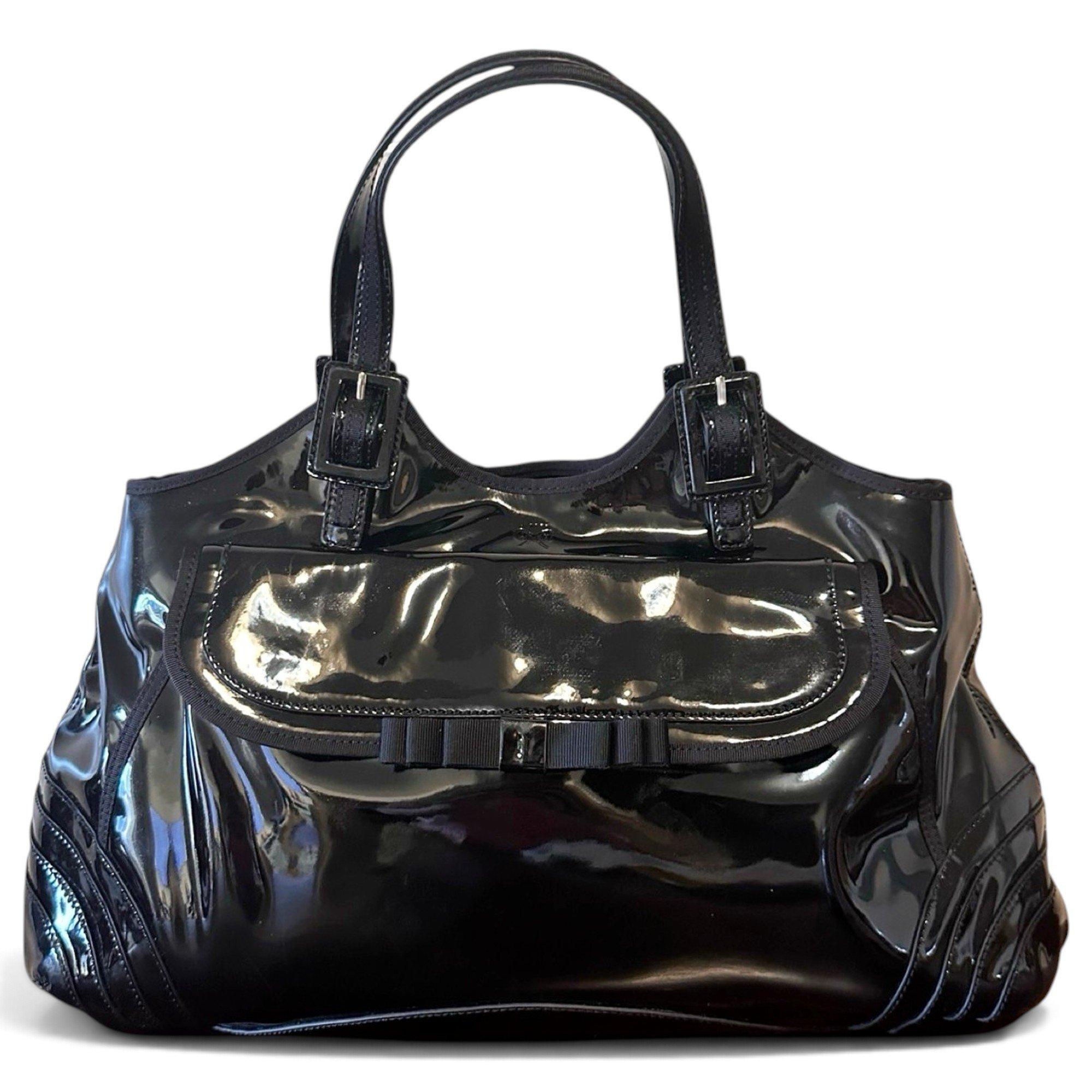 Arrow Bathurst patent leather handbag