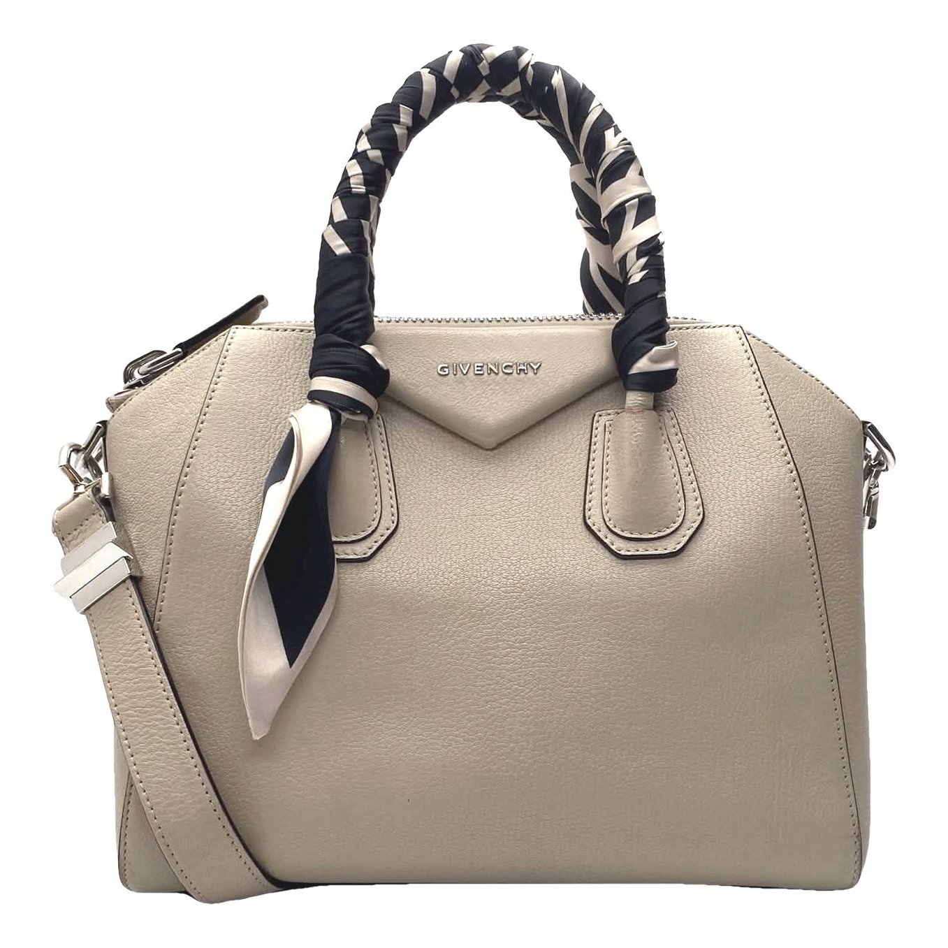 Antigona leather handbag