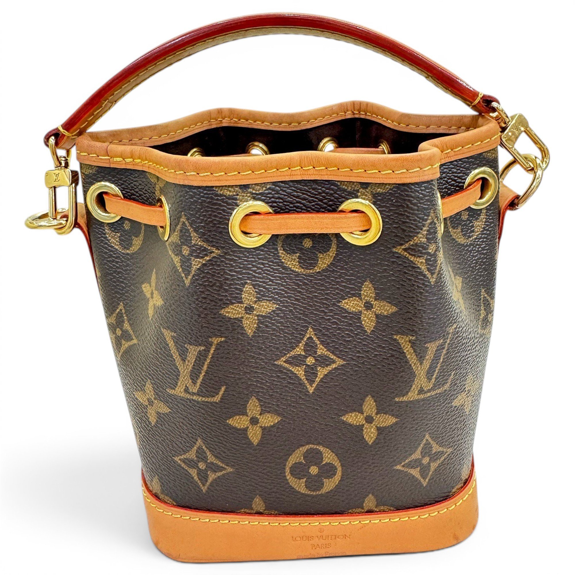 Nano Noé leather handbag