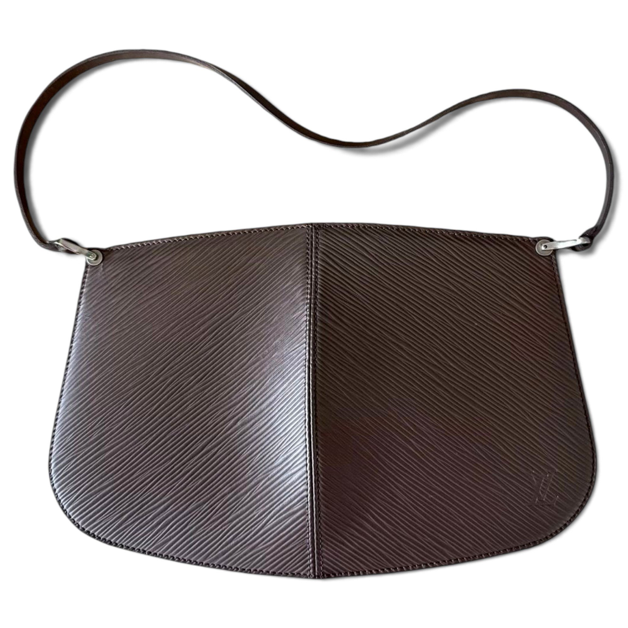 Leather clutch bag