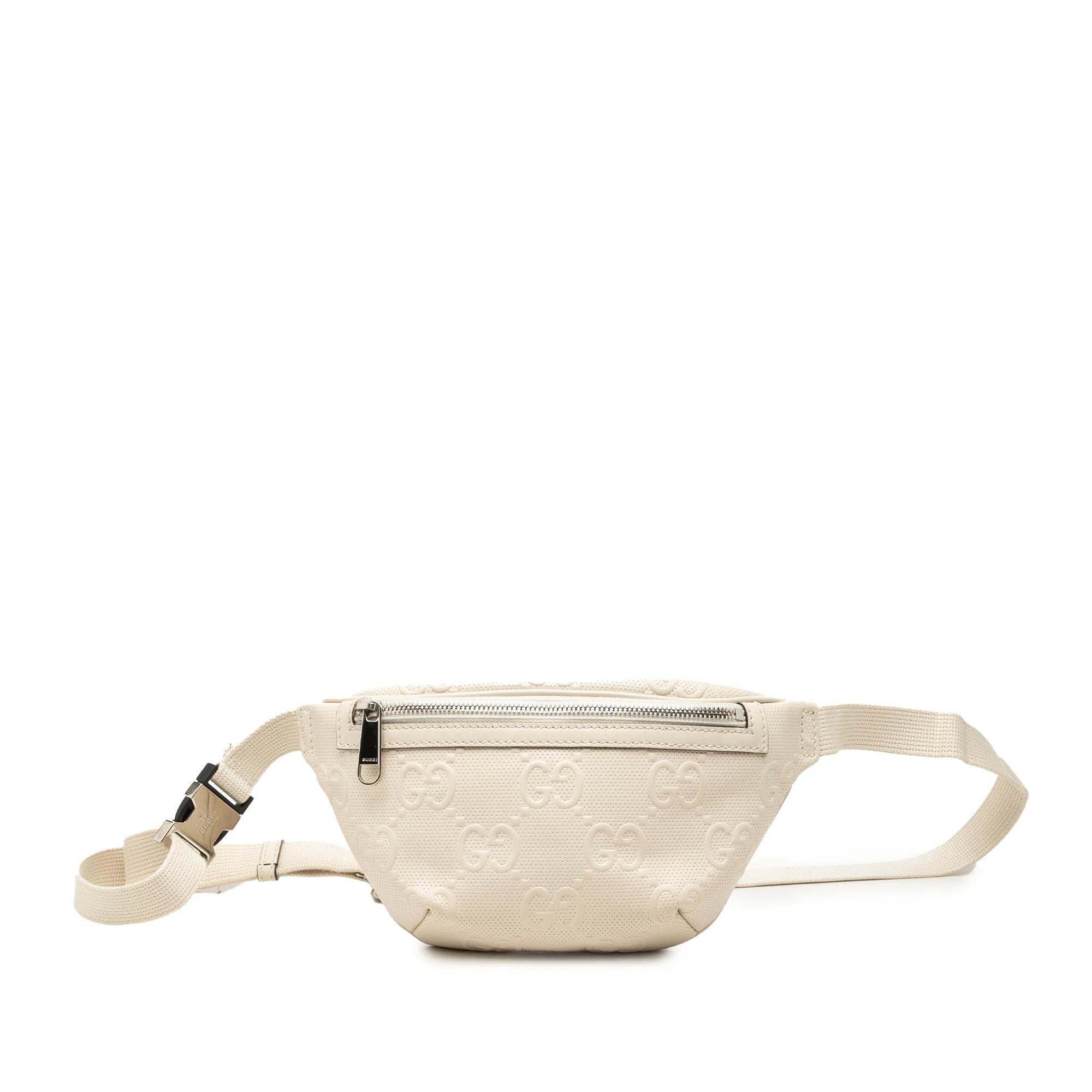 Gucci B leather bag