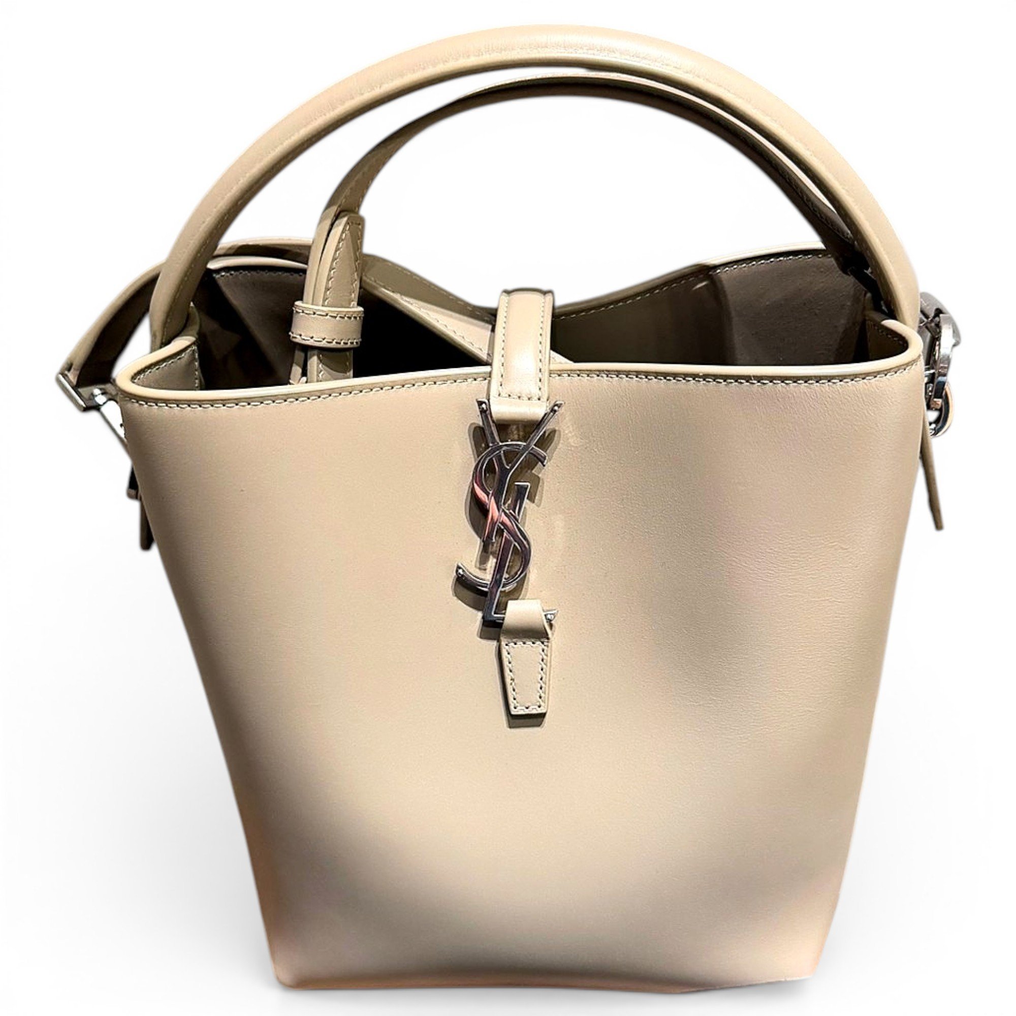 Le 37 leather handbag