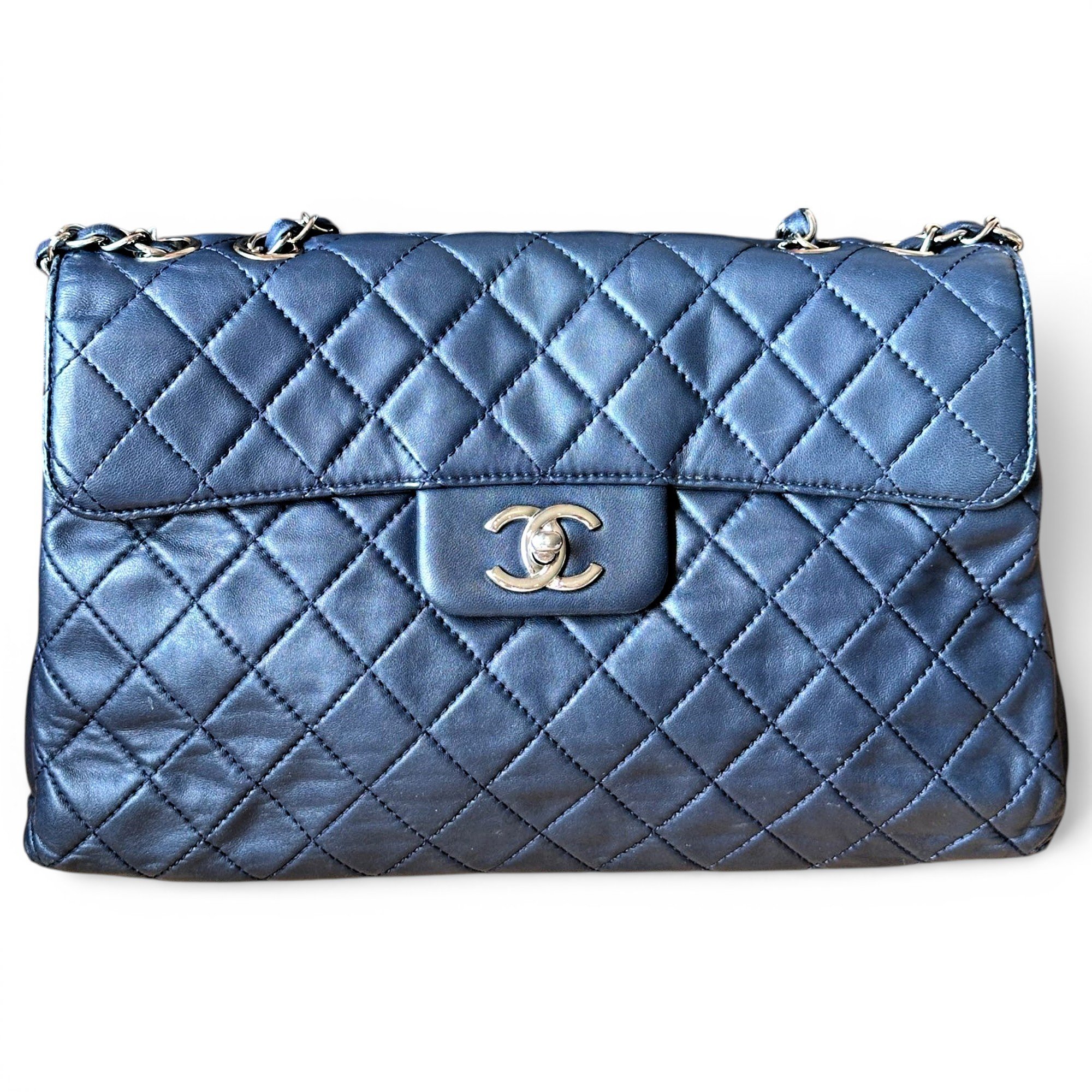 Timeless/Classique leather crossbody bag