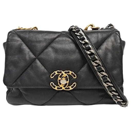 Chanel 19 handbag