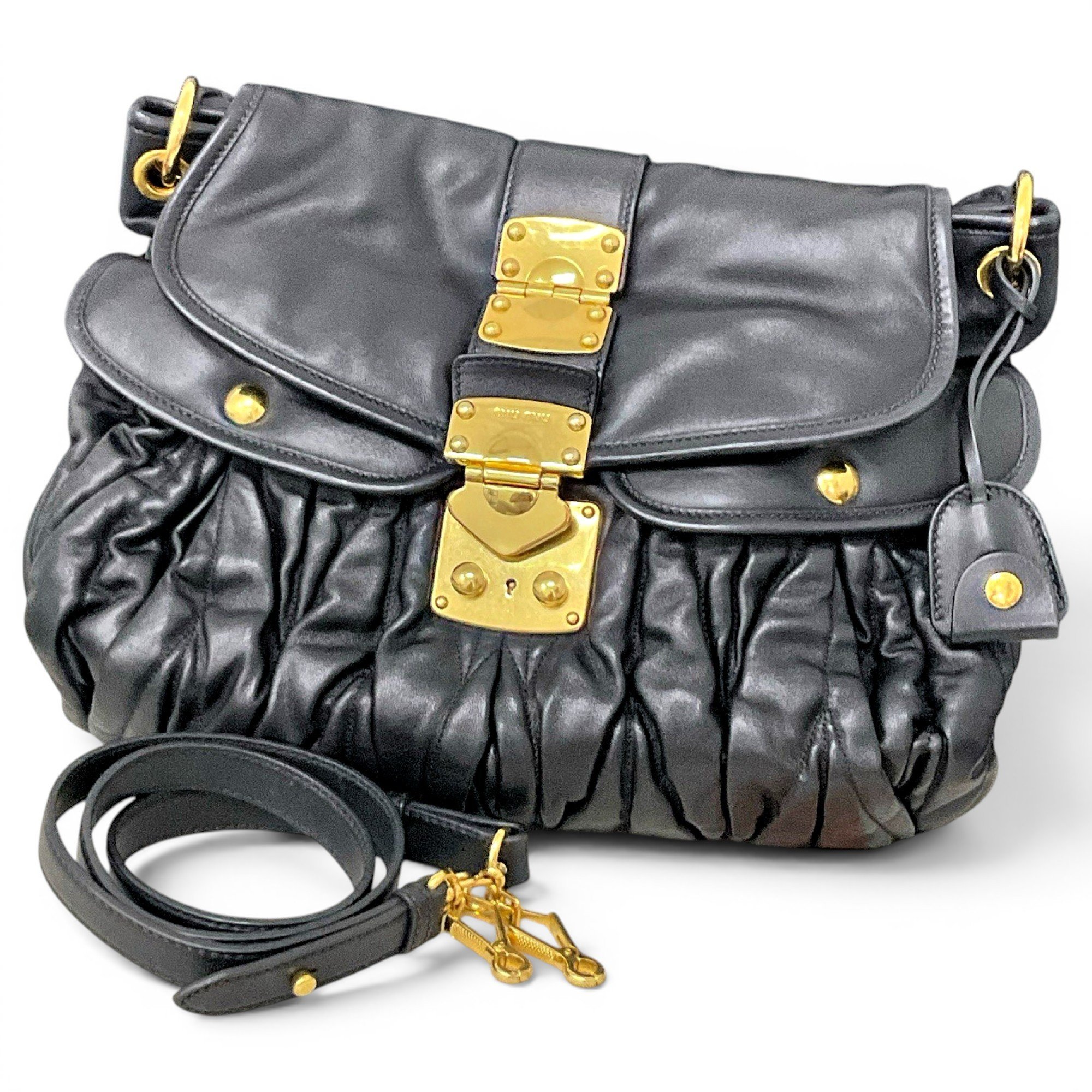 Coffer leather handbag