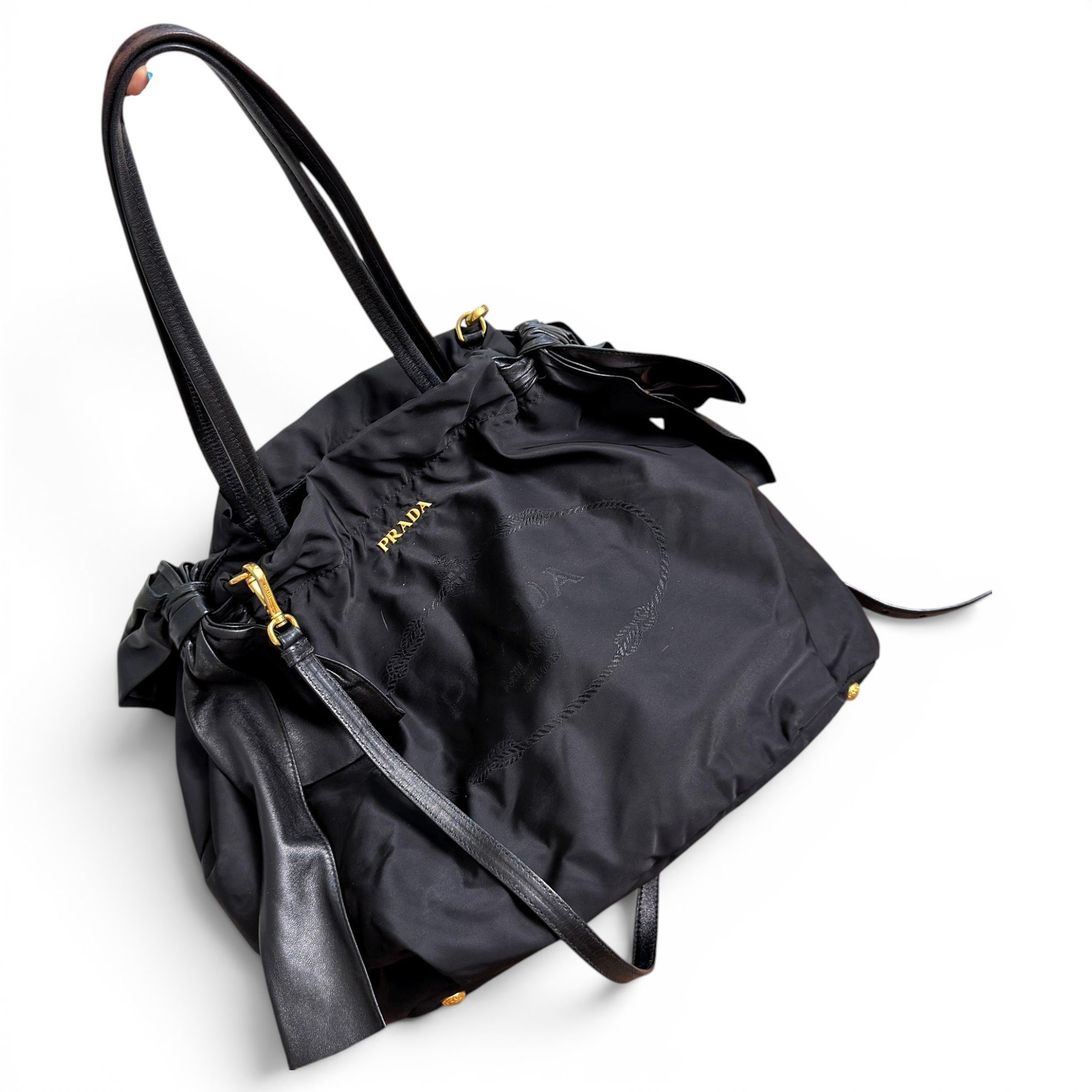 Leather handbag