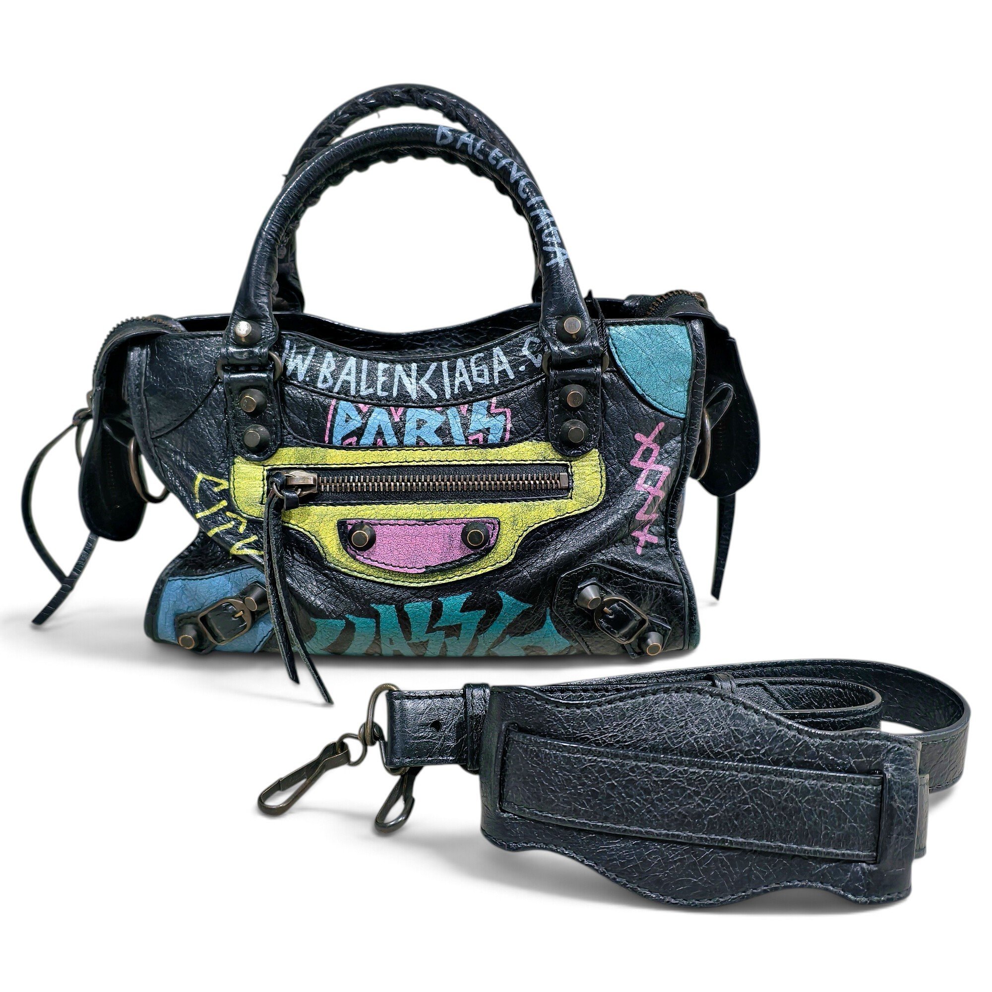City leather handbag