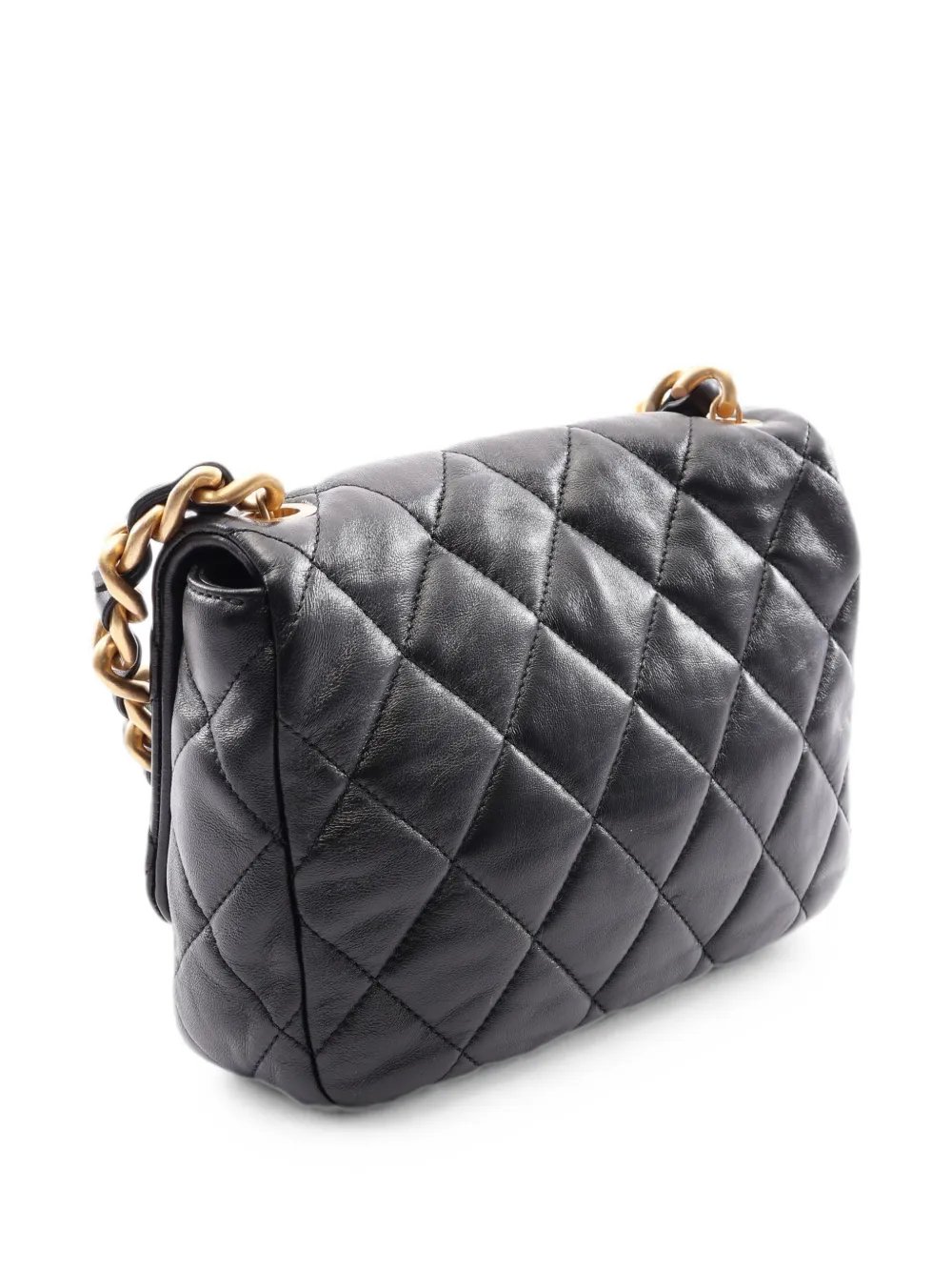Chanel matelassé chain shoulder bag