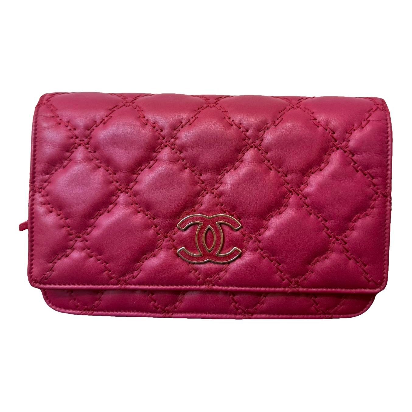 Wallet On Chain Timeless/Classique leather crossbody bag