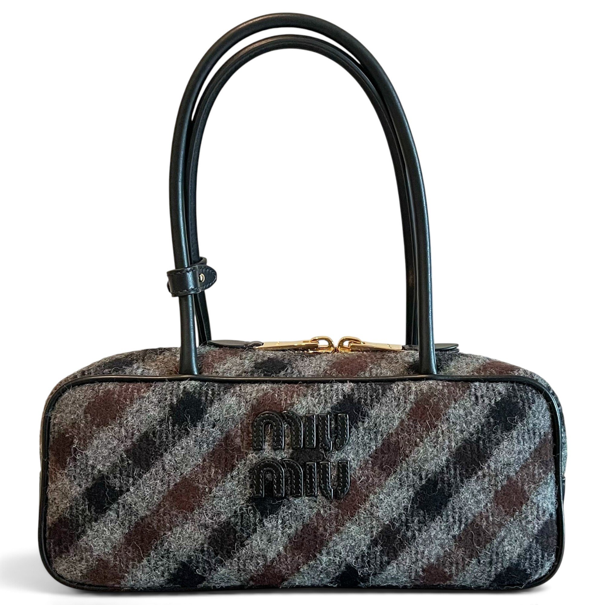 Beau wool handbag