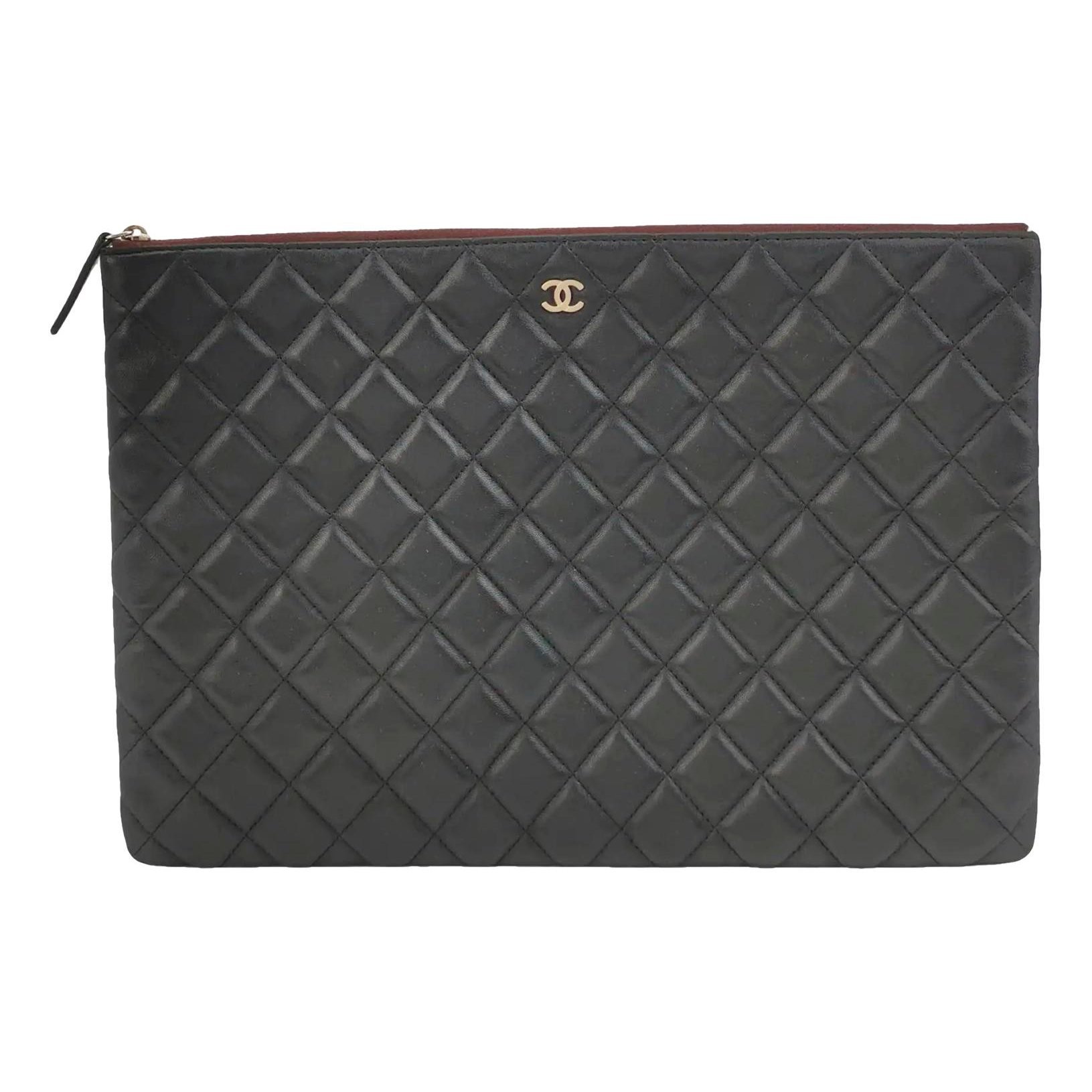 Leather clutch bag