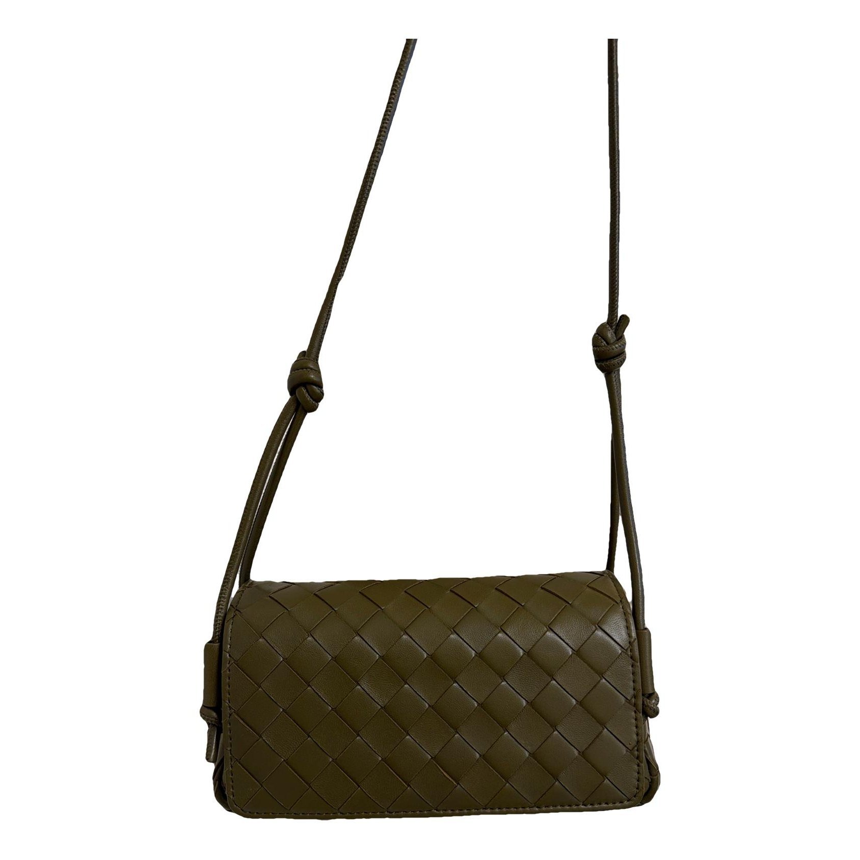 Loop leather handbag