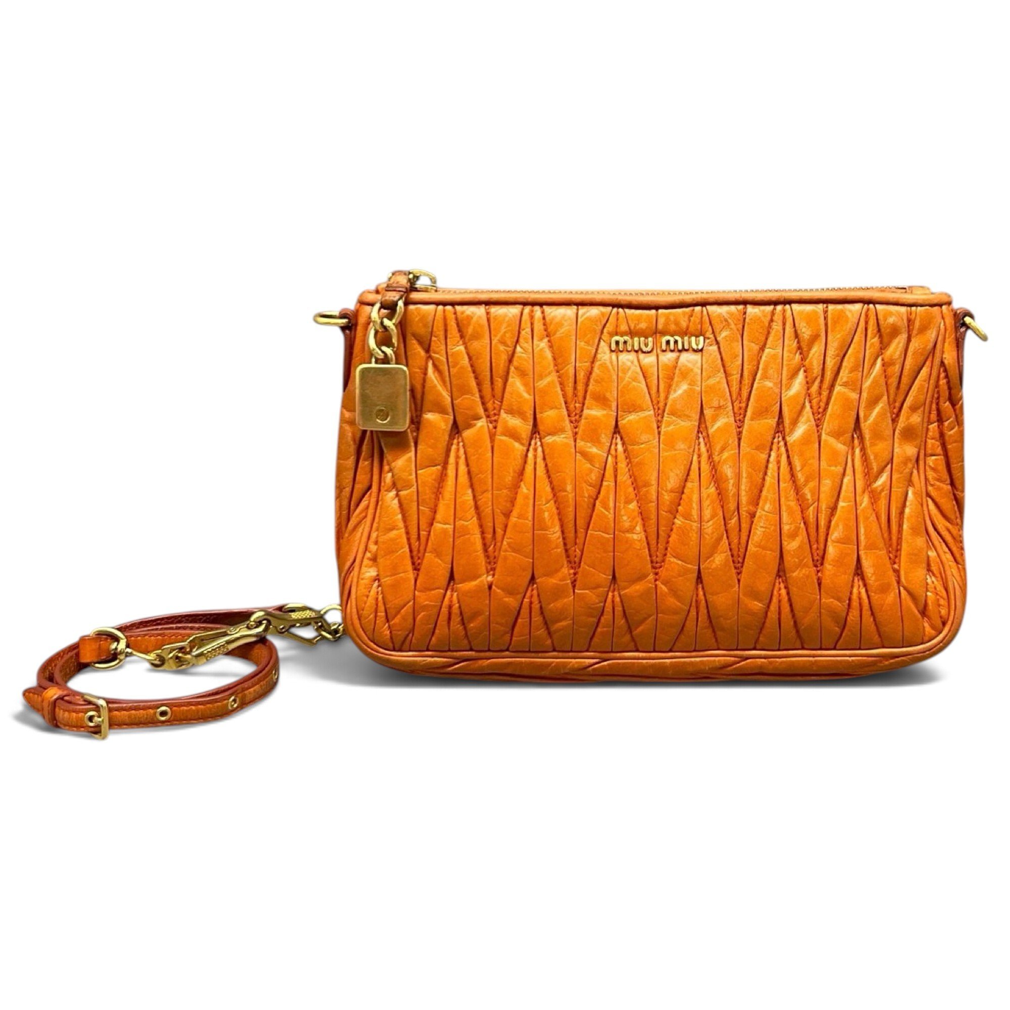 Matelassé leather crossbody bag