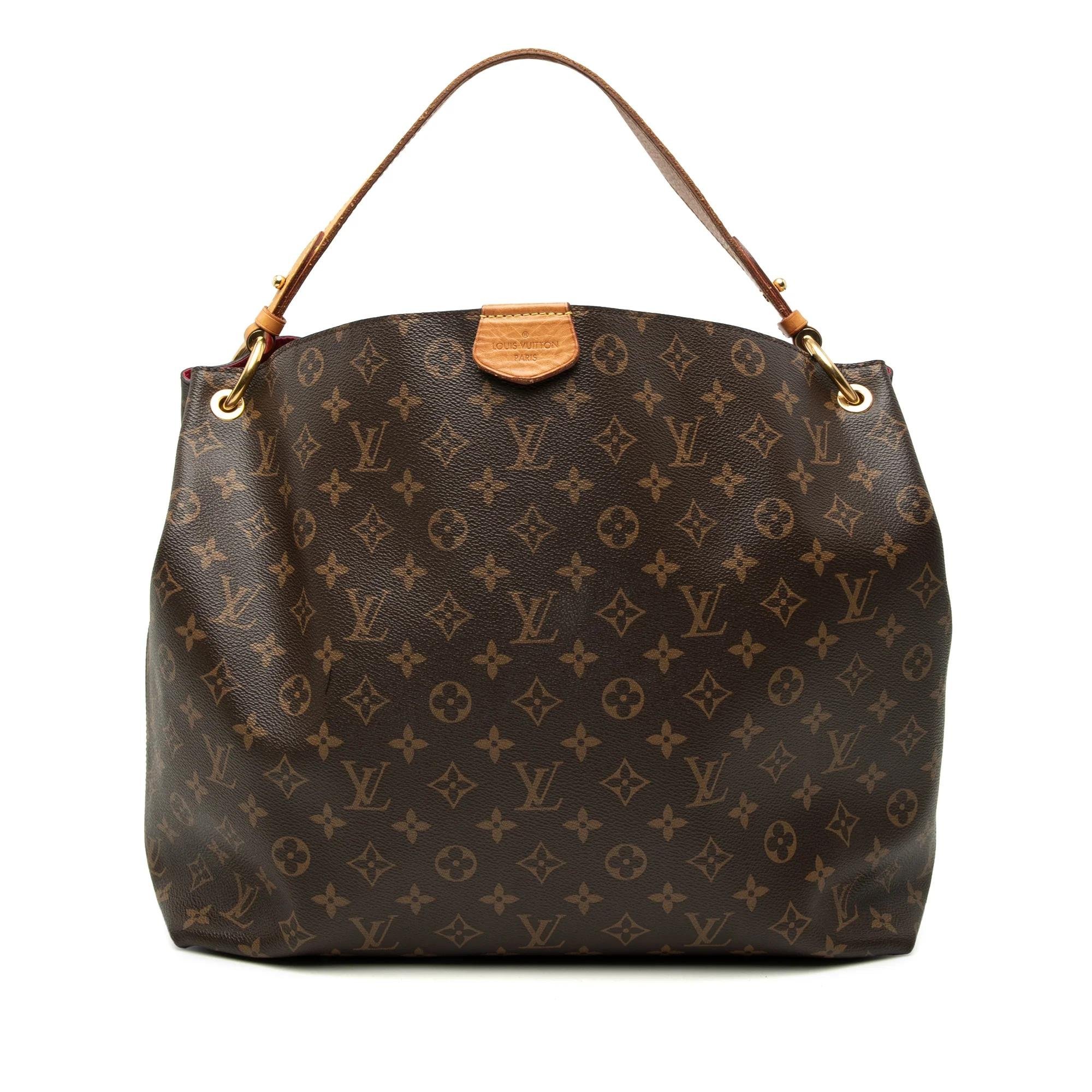 Graceful leather handbag