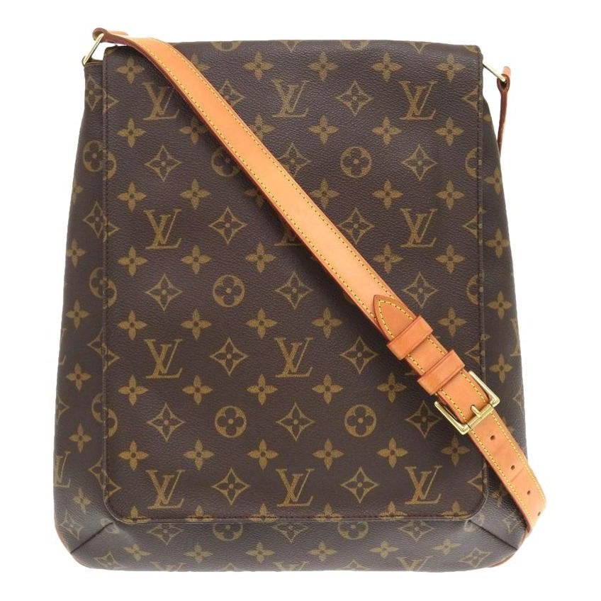 Musette cloth handbag