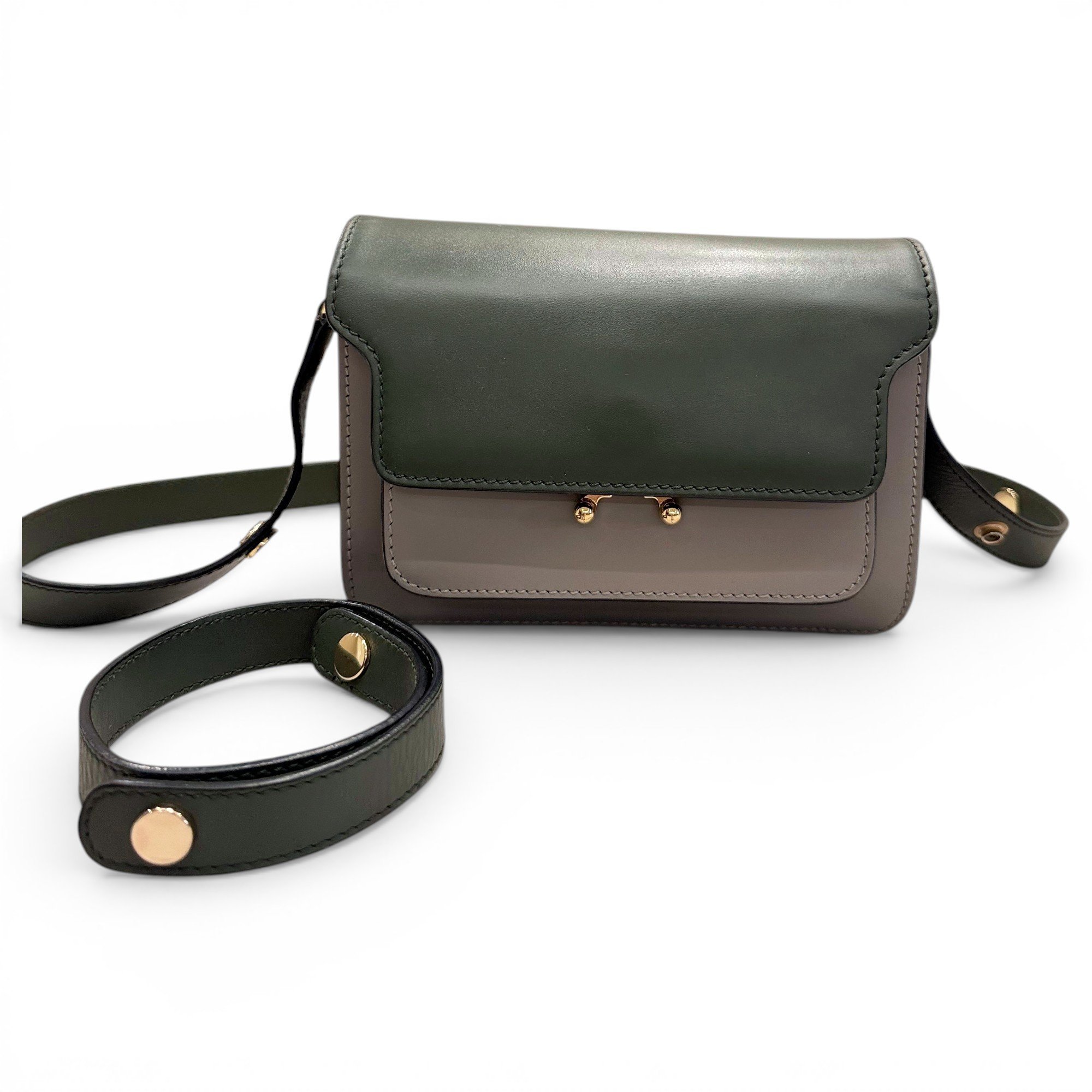Trunk leather handbag