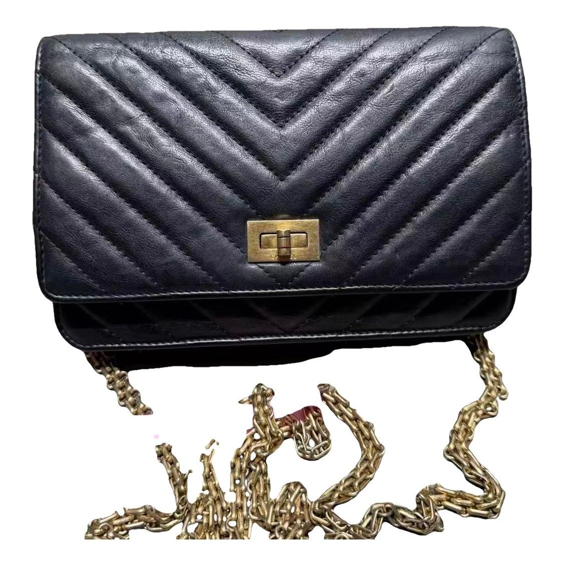 Leather handbag