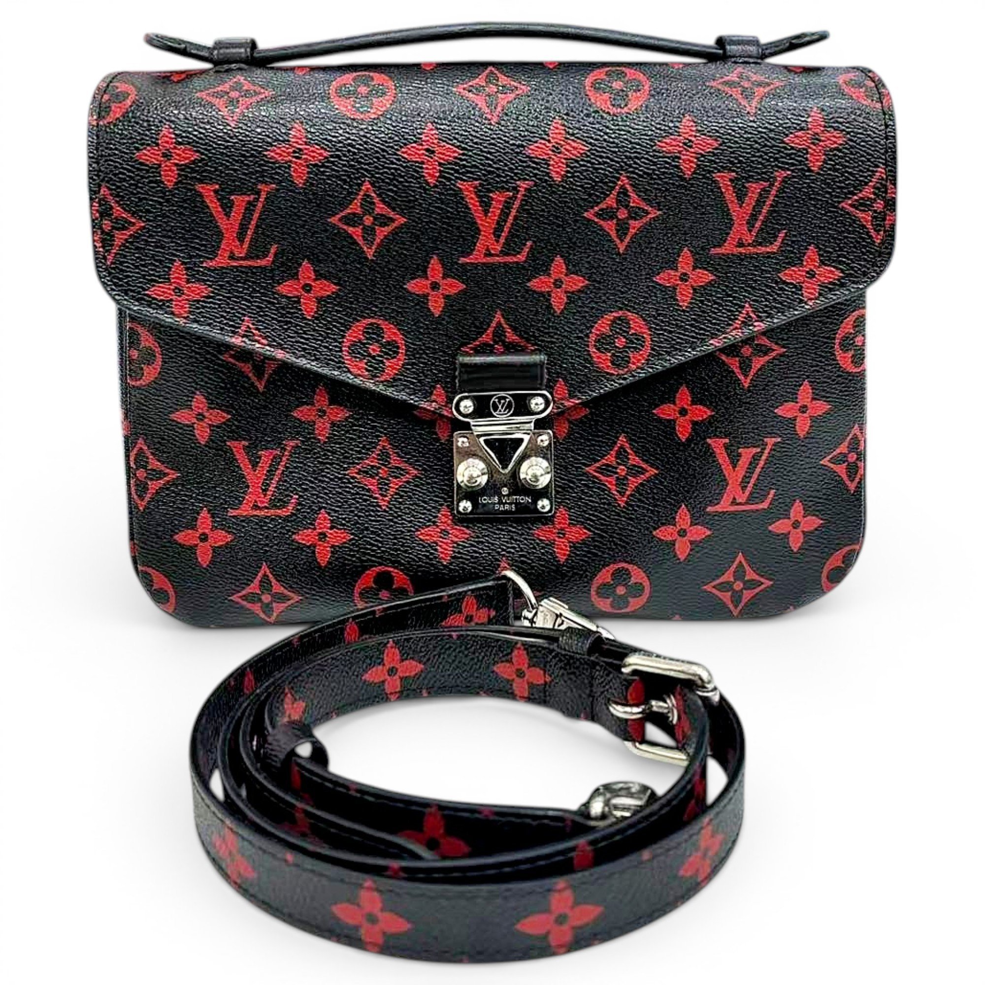 Metis leather handbag