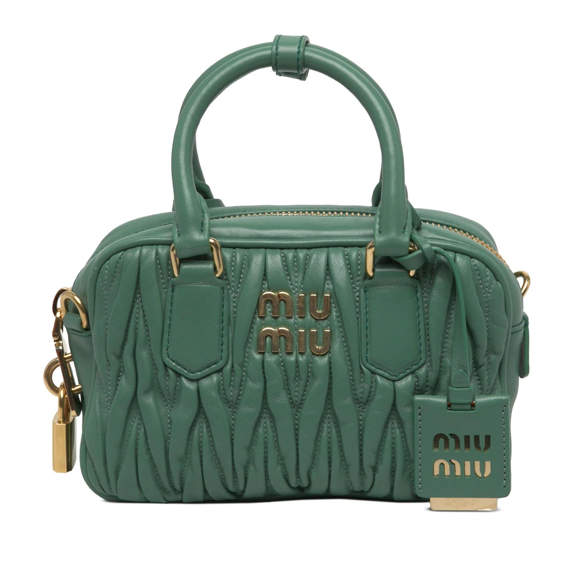 Matelassé leather handbag