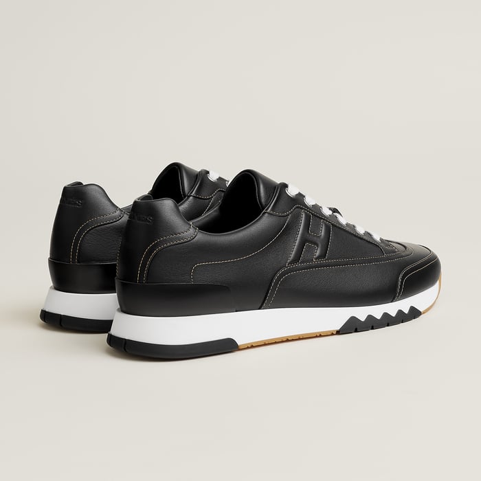 Noir Trail Sneaker