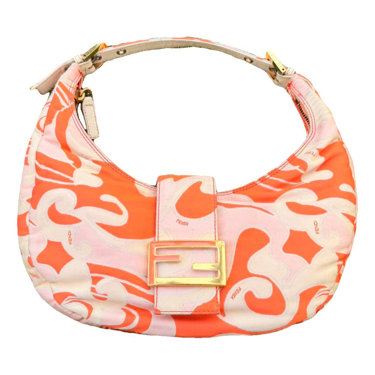 Croissant cloth handbag