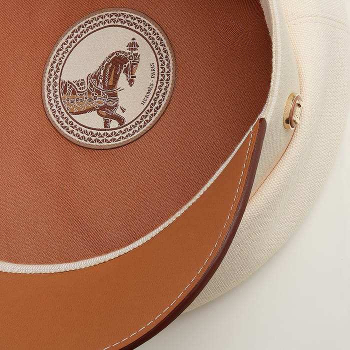 Giulietta Code Cap