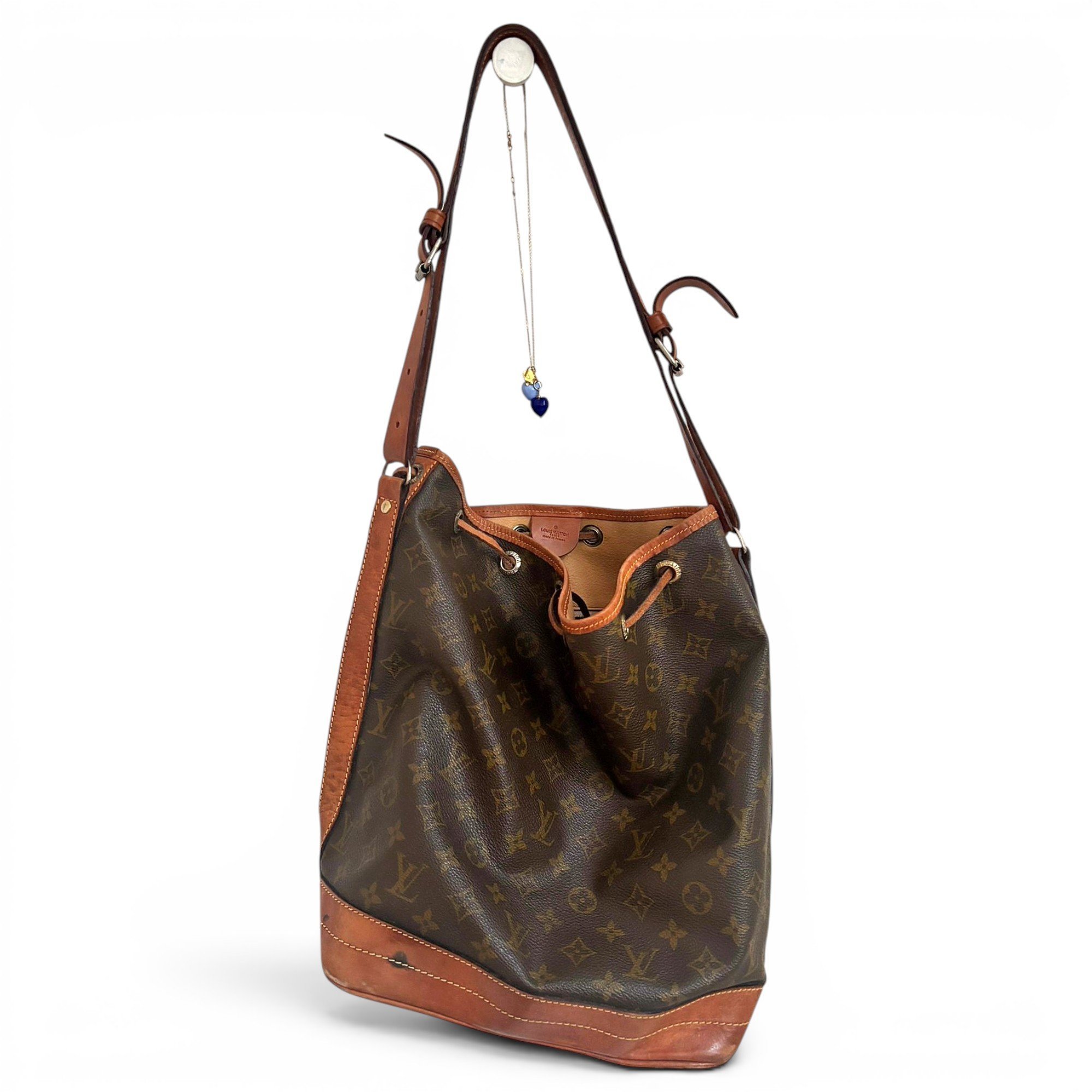 Noé leather handbag
