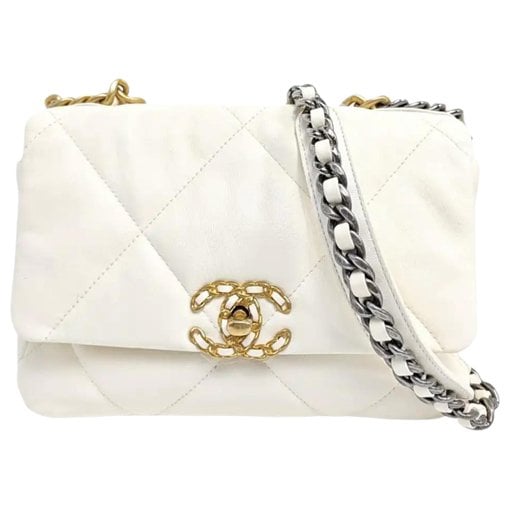 Chanel 19 handbag