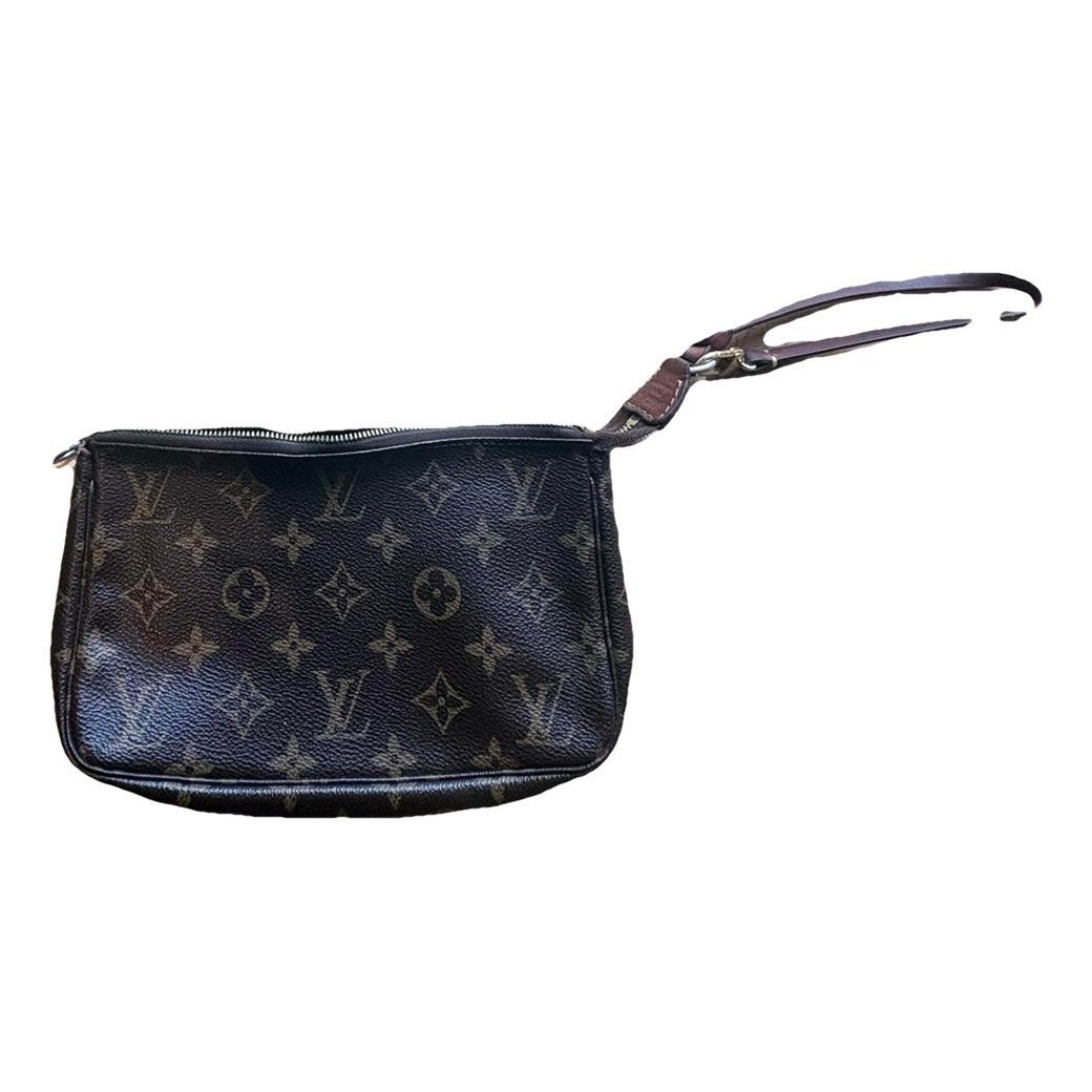 Leather clutch bag